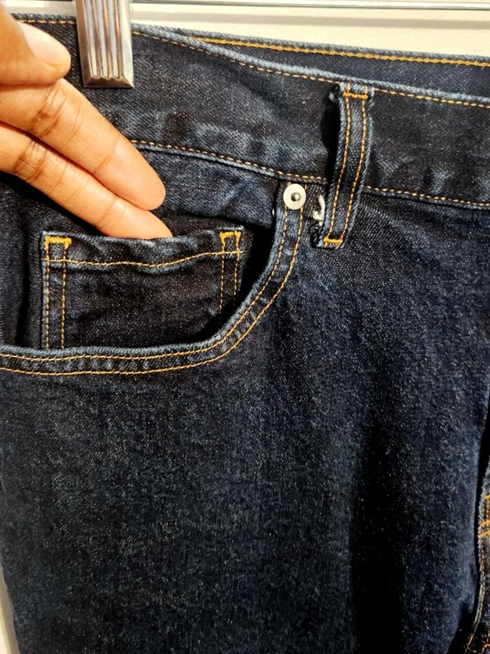Everlane | Men's Dark Blue Wash Slim Fit Organic Cotton Jeans (Size 33 x 32) - Picture 4 of 14